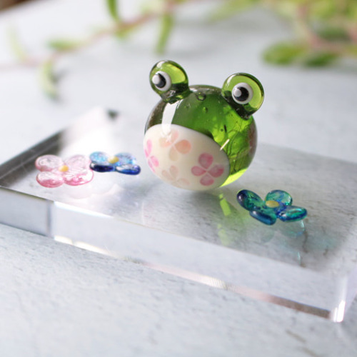 銅細工 カエル エル香挿 茶寵 香道具 装飾品 工芸品 美術品 置物 Amazon.co.jp: 立像純粋な銅のカエルの置物デスクトップ