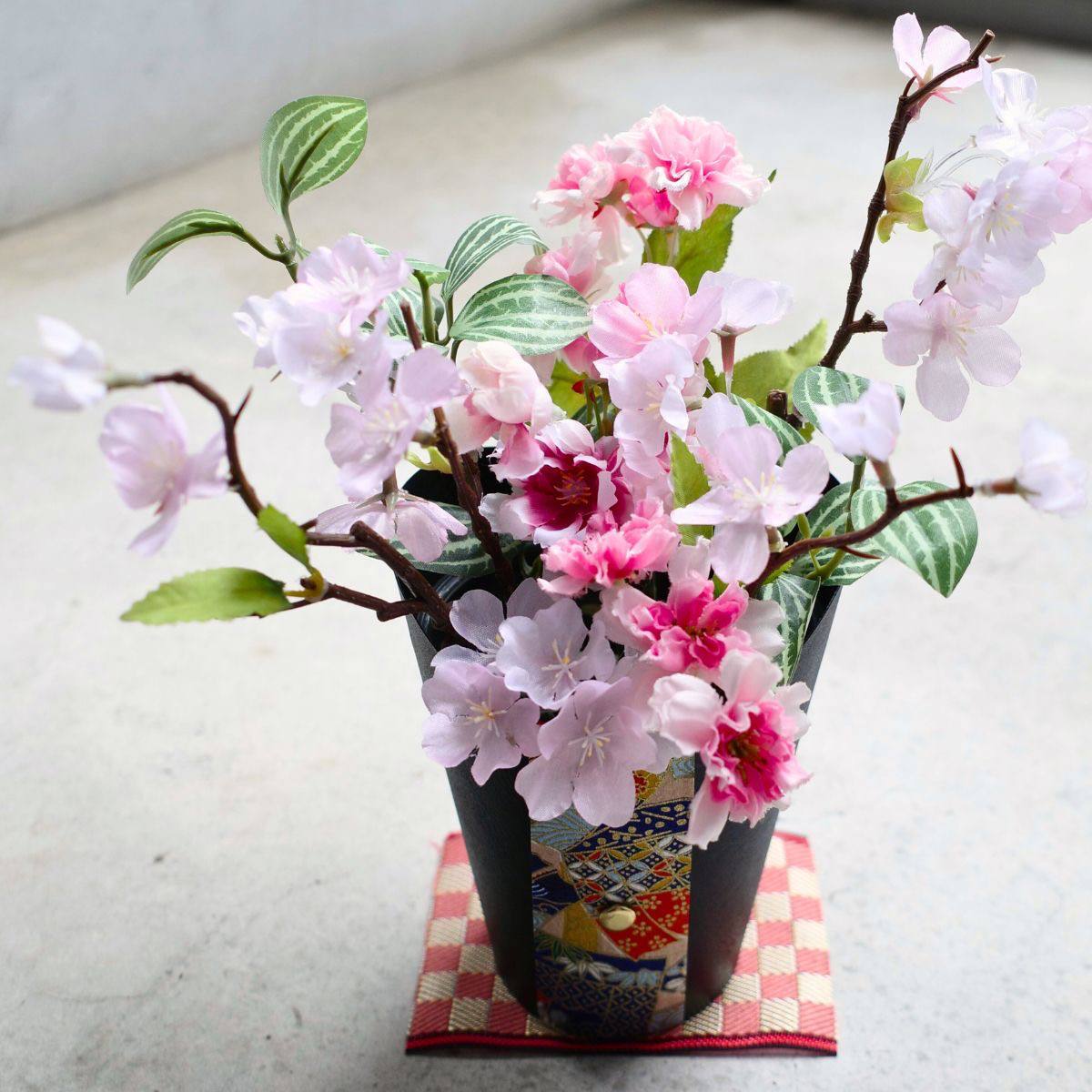 【 桜アレンジ 】お花見 造花アレンジ 送料無料 春 さくら インテリア 和風 ギフト プレゼント 飾り 置物 CT触媒