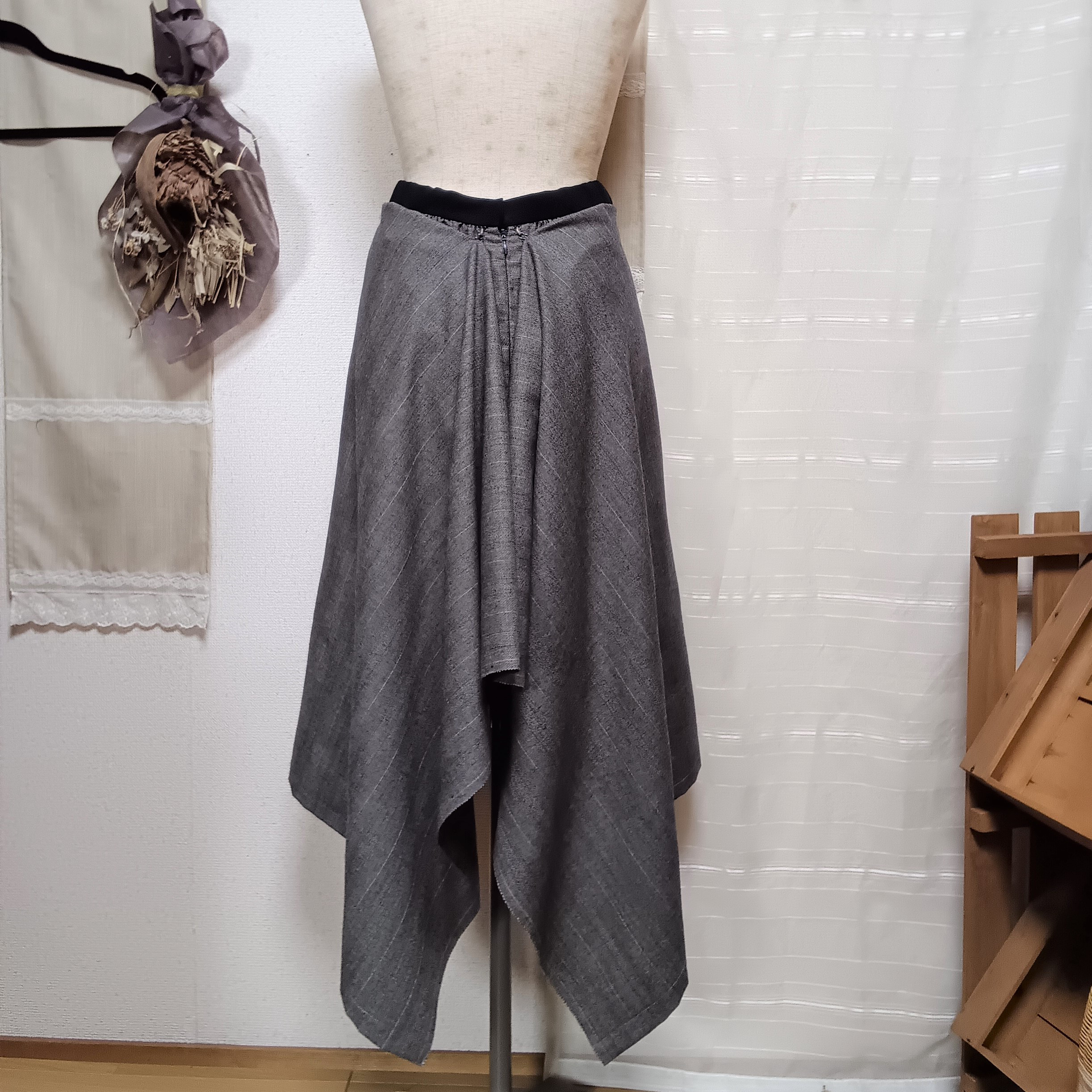 ◆送料込み2026◆２WAYのフレアースカート(裏地付き)【生地見本あり】