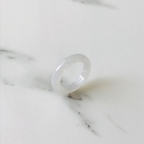 R138-026］ ジェイド JADE ヒスイ 本翡翠 くりぬき リング 天然石 一点 