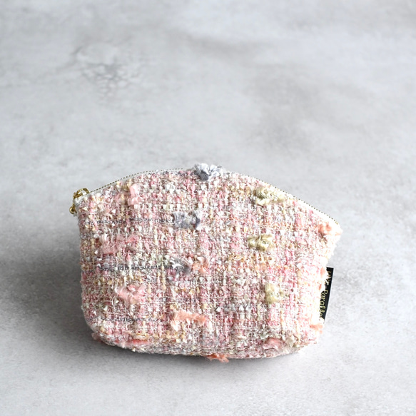 尾州ファンシーツイードのラウンドポーチ 1枚目の画像