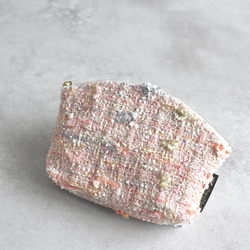 尾州ファンシーツイードのラウンドポーチ 2枚目の画像