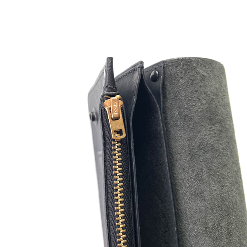 トラッカーウォレット ダールブラック金具 UKホースフロントレザー