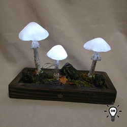 蝶柄透かし彫りランプシェード 蝶柄透かし彫りランプシェード スタンドライト・テーブルランプ