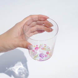 【底に水彩花と名入れ】　花咲くグラス／チューリップ／AN825-cu／Creema限定 12枚目の画像