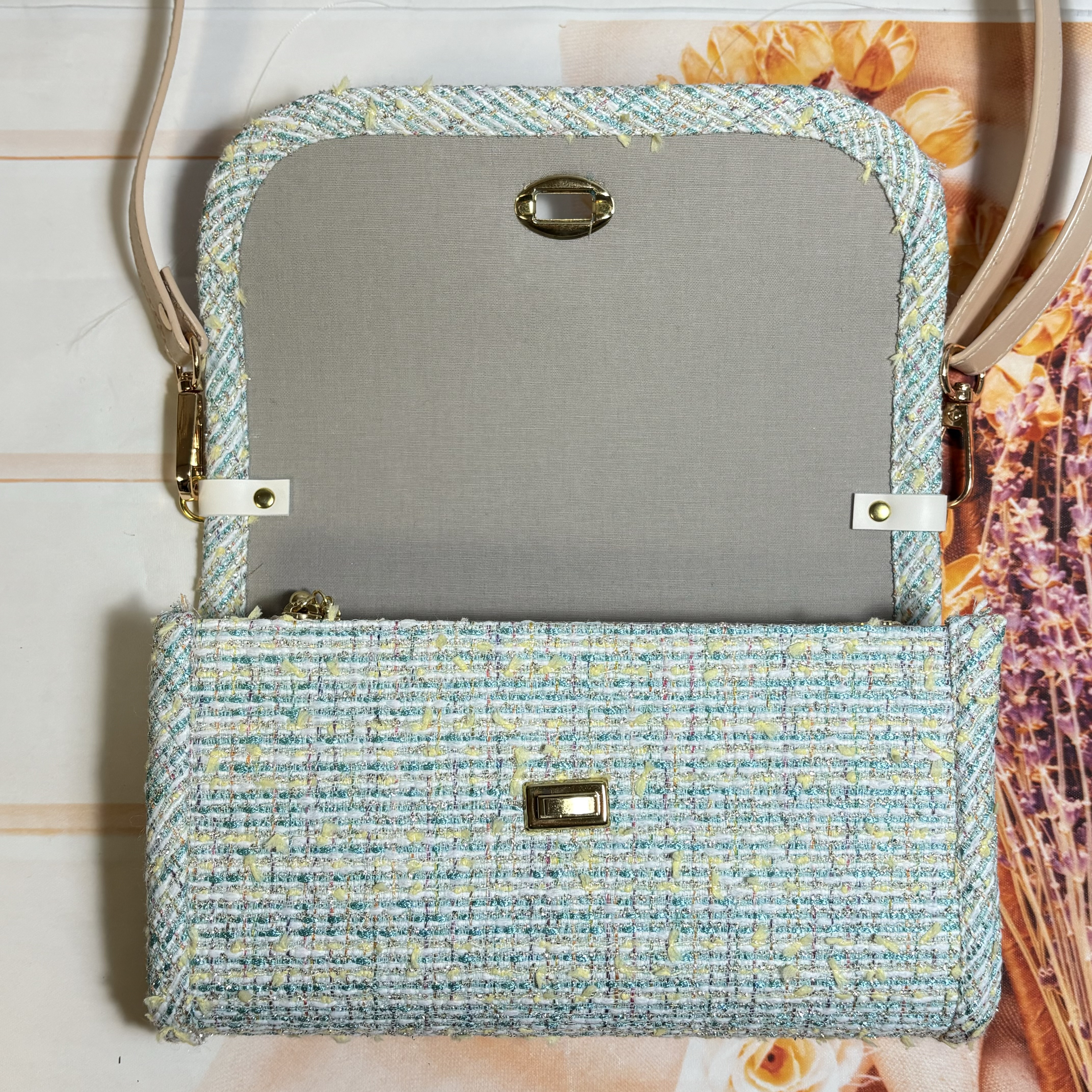 お財布ポーチ　メロンソーダ