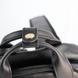 4０％offセール中　　コロンと可愛いミニリュック 。山羊革　黒 4枚目の画像