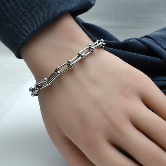 ハードウェア定番U字ブレスレット マンテル留め具 金属アレルギー対応サージカルステンレス メンズアクセ 8枚目の画像