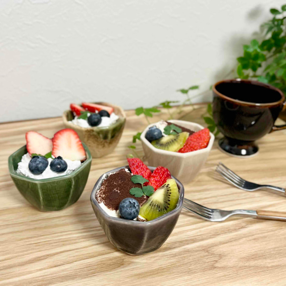 食卓に彩りを添える『ころんと可愛い 八角小鉢』 お椀・ボウル・鉢