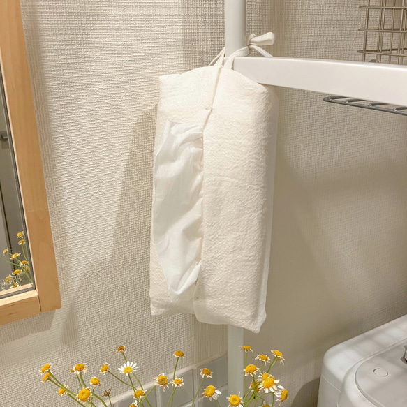 リボンで結べるリネンのティッシュカバー（ホワイト） 1枚目の画像