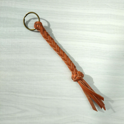 6本編みレザーキーホルダー キーホルダー amuamu Leather 通販