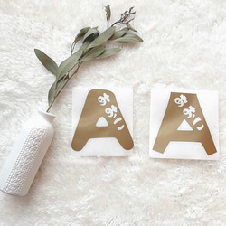 小サイズ:ひらがなお名前ステッカー おしゃれ かわいい 名前シール イニシャルシール オリジナルステッカー 部活 保育園 6枚目の画像