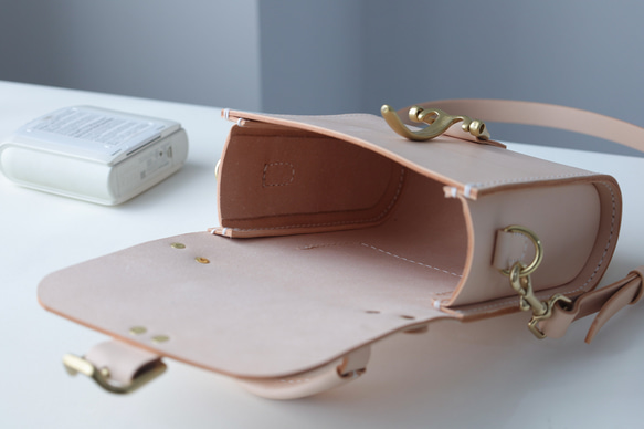 [Tangential Line] 真皮手工製作 Shoulder Pochette 兩用單肩包♪ 第11張的照片