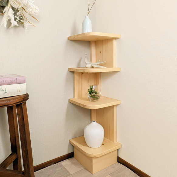 ラタン製4段円形コーナーシェルフ【匿名配送】 ラタン製4段円形