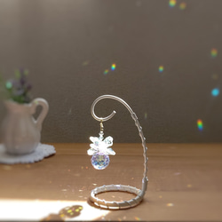 ずっと眺めていたいオーロラカラー　手のひらサイズ置き型サンキャッチャー　気軽に飾れる　卓上　ひんやり　ギフト 6枚目の画像