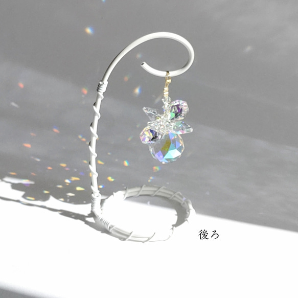 ずっと眺めていたいオーロラカラー　手のひらサイズ置き型サンキャッチャー　気軽に飾れる　卓上　ひんやり　ギフト 11枚目の画像