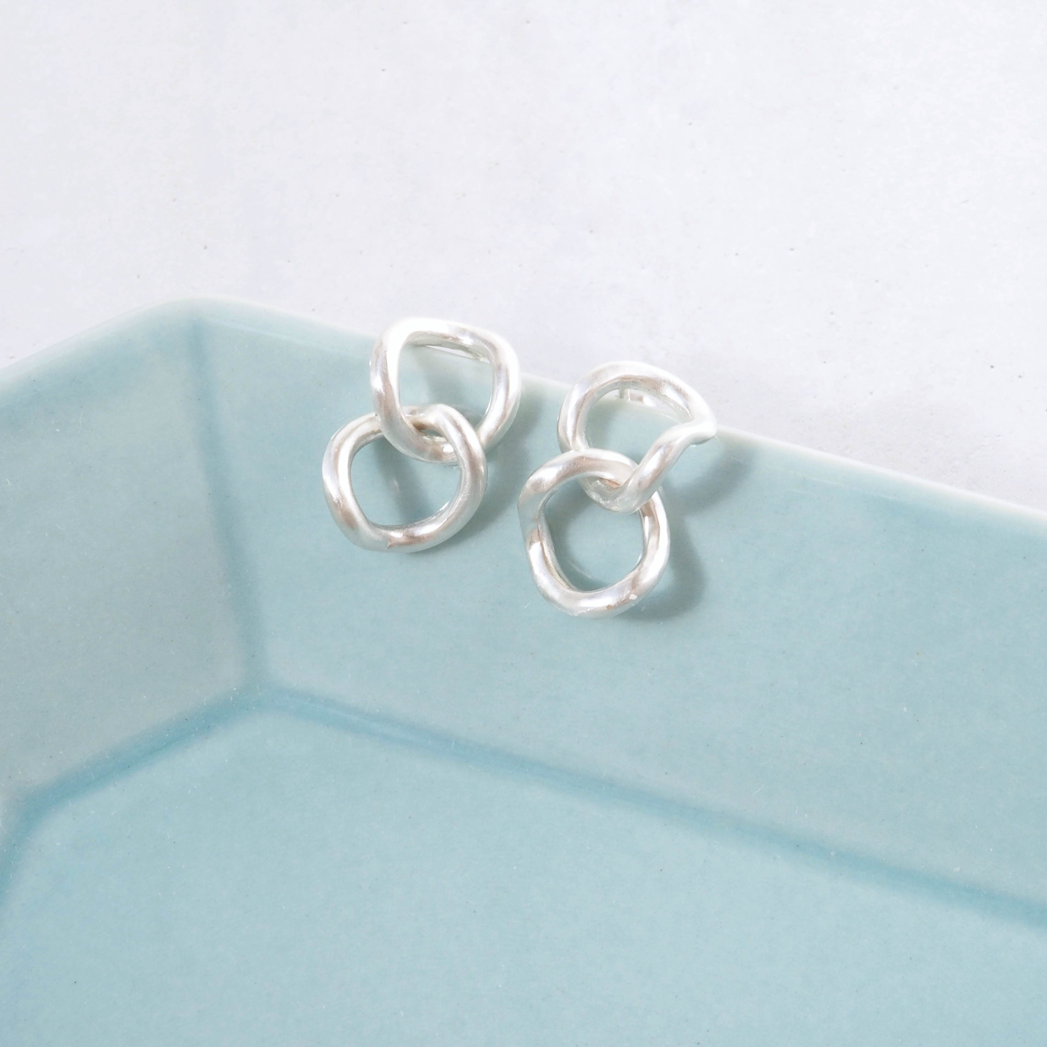 twistピアス