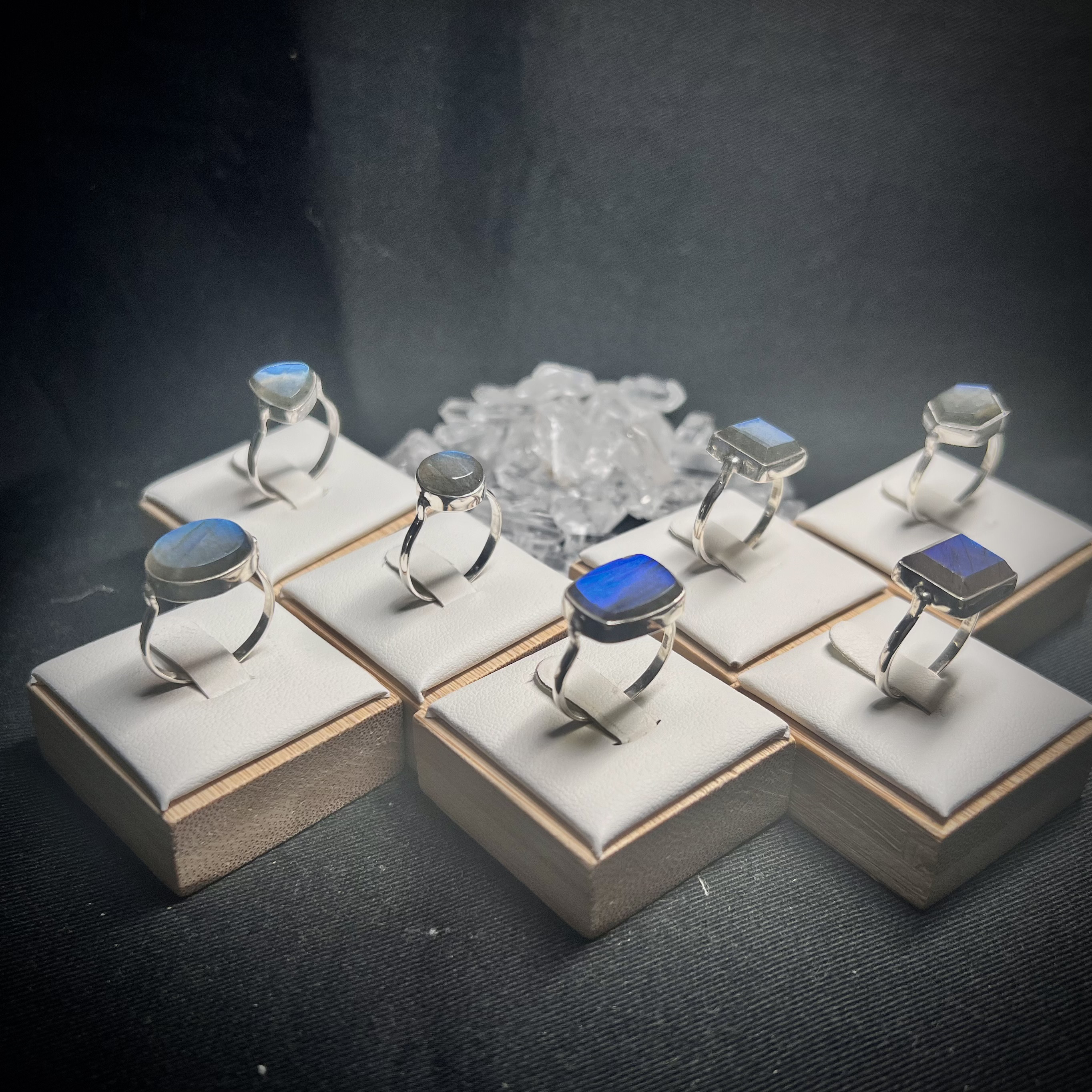 ラブラドライト　両面フラットテーブルカット/ベゼルセッティング　SV925リング