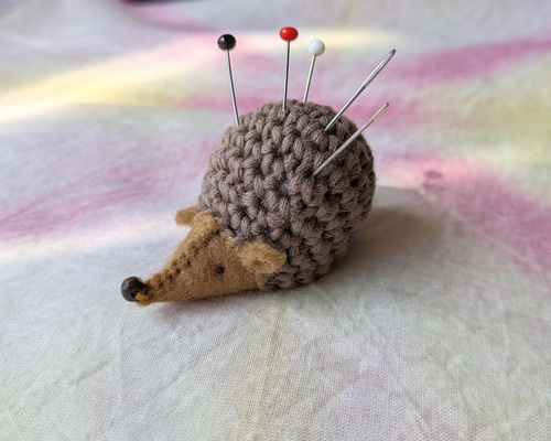 ハリネズミの針山 あみぐるみ Karin Needlework 通販 19049677｜Creema