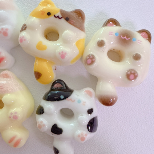 ねこちゃん　レジンパーツ　デート気分④ 楽天市場】【シリコン型・モールド】10匹のアニメ猫 シリコンモールド