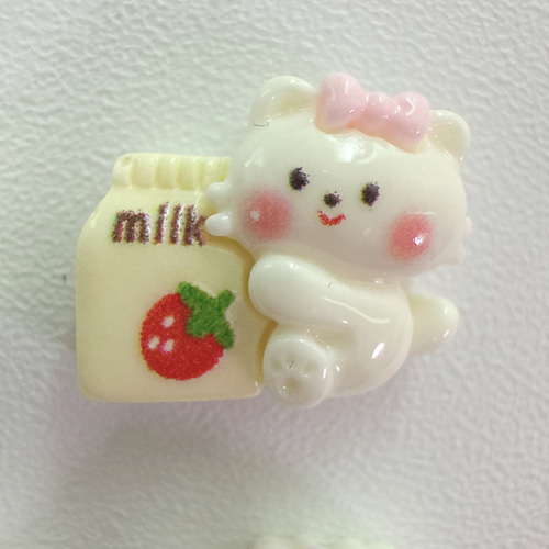 D43）4個 ミニサイズ MILKねこちゃん いちごみるく パーツ