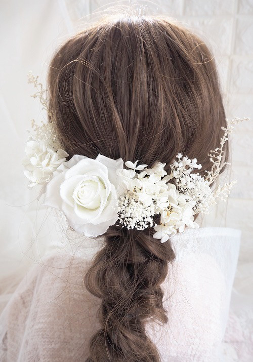 ♡華やか♡開花ホワイト薔薇のヘッドドレス♡