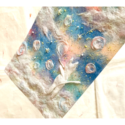 和紙ちぎり絵『シャボン玉を吹く白猫』葉書サイズ原画 切り絵 彩紘工房