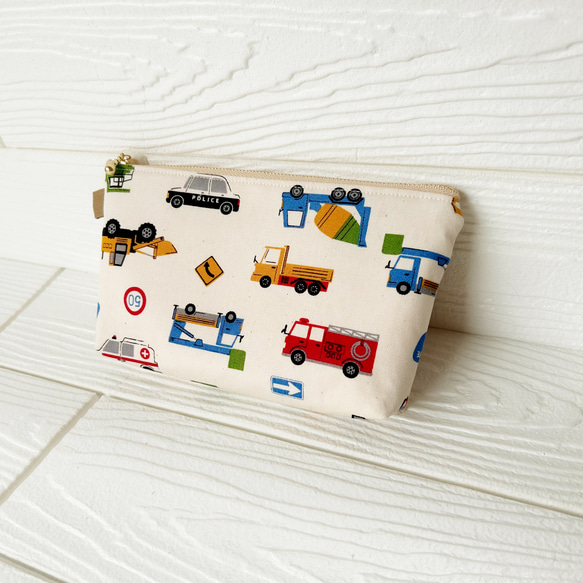 オーダーページ⭐︎ 働く車オフホワイト 入園入学グッズ