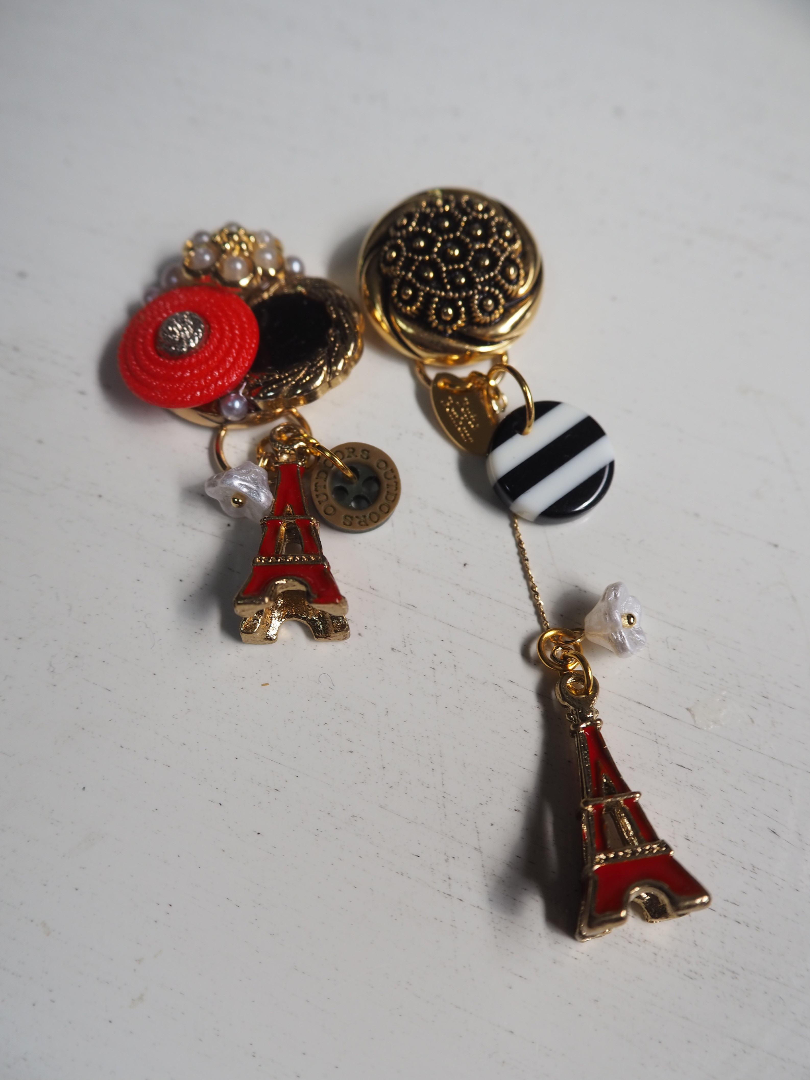 ボタンアクセサリー/イヤリング/エッフェル塔