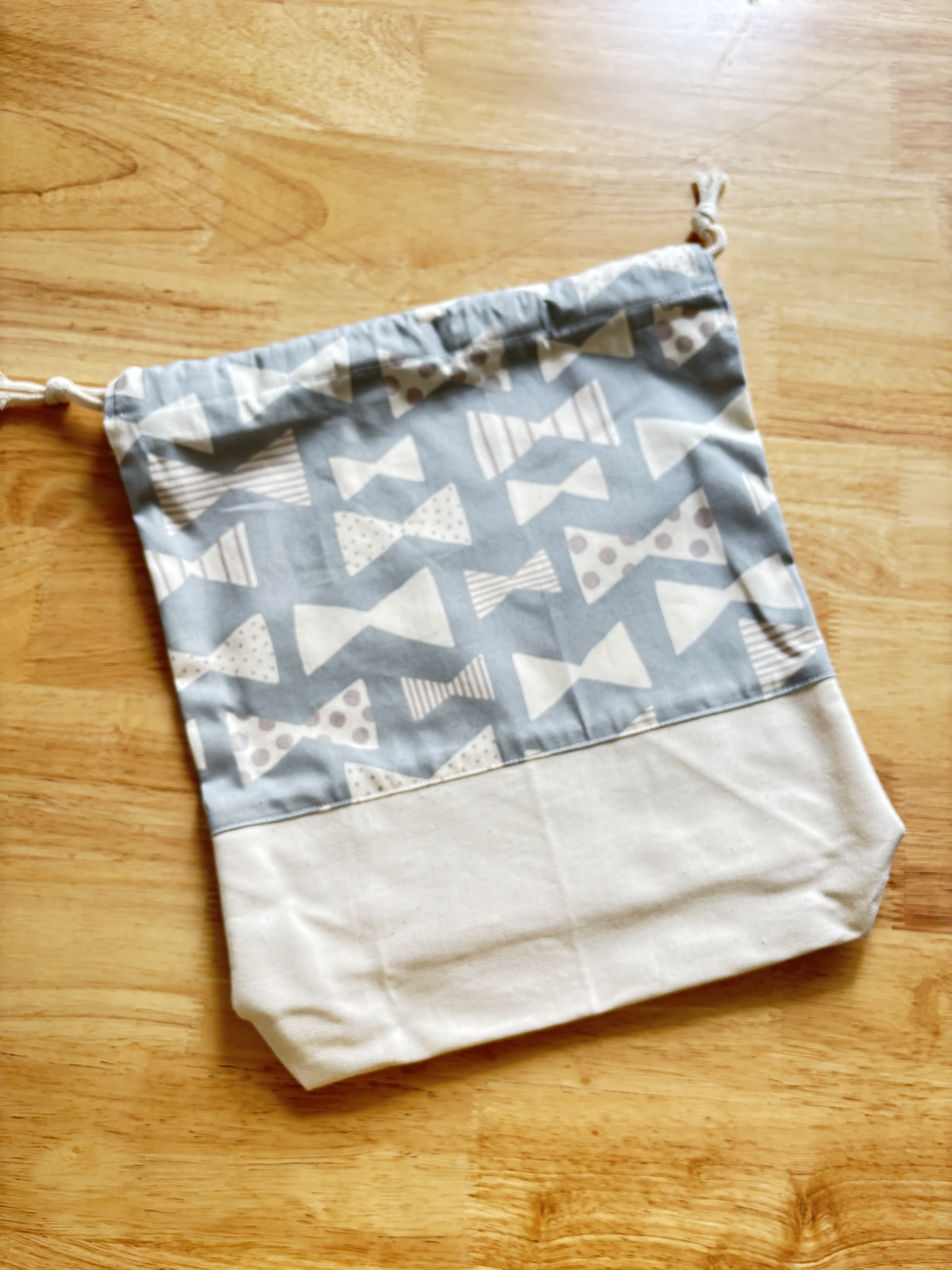 【入園入学３点セット】北欧風リボン柄コットンのレッスンバッグ・シューズバッグ・体操服袋 かわいい　レトロ