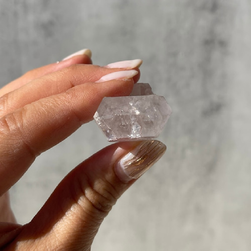 ナミビア産【クリアクォーツ（水晶）タビー】虹あり｜鉱物 天然石