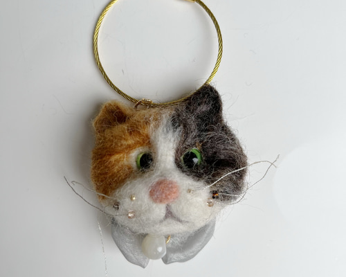 もふもふかわいい 羊毛ぬいぐるみチャーム 【みけねこバッグチャーム