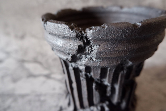 4.5号窯変黒コラム鉢943　塊根植物　多肉植物　盆栽　植木鉢　作家鉢　沖縄 2枚目の画像