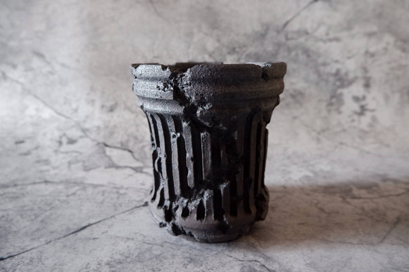 4.5号窯変黒コラム鉢943　塊根植物　多肉植物　盆栽　植木鉢　作家鉢　沖縄 3枚目の画像