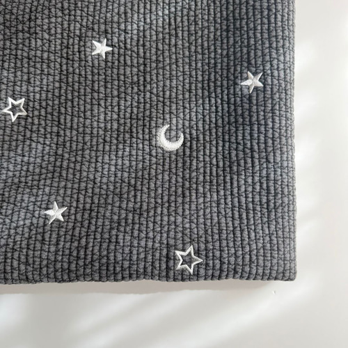 みページ☆ハート刺繍のヌビポーチ グレー×ブラック Amazon.co