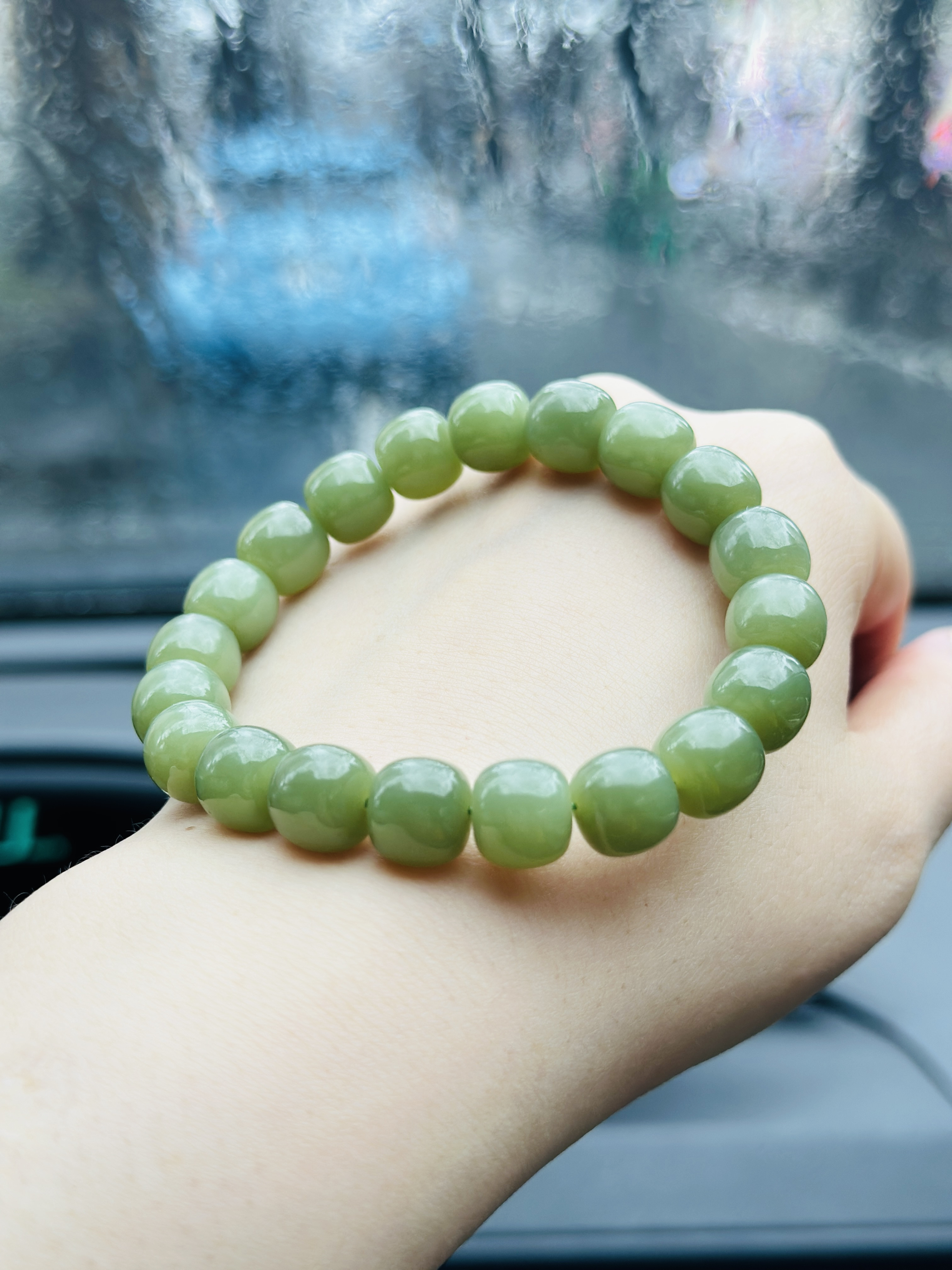 和田玉「天然翡翠(ネフライト) 」湖水緑ブレスレット
