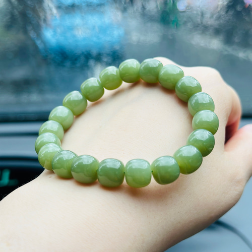 和田玉「天然翡翠(ネフライト) 」湖水緑ブレスレット ブレスレット
