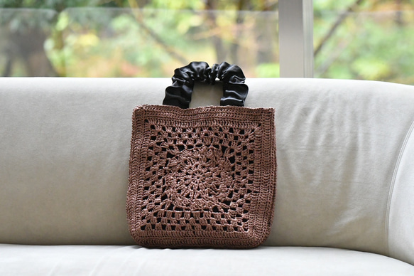 2025 新款絲帶手提包（花卉圖案，訂製） 第1張的照片