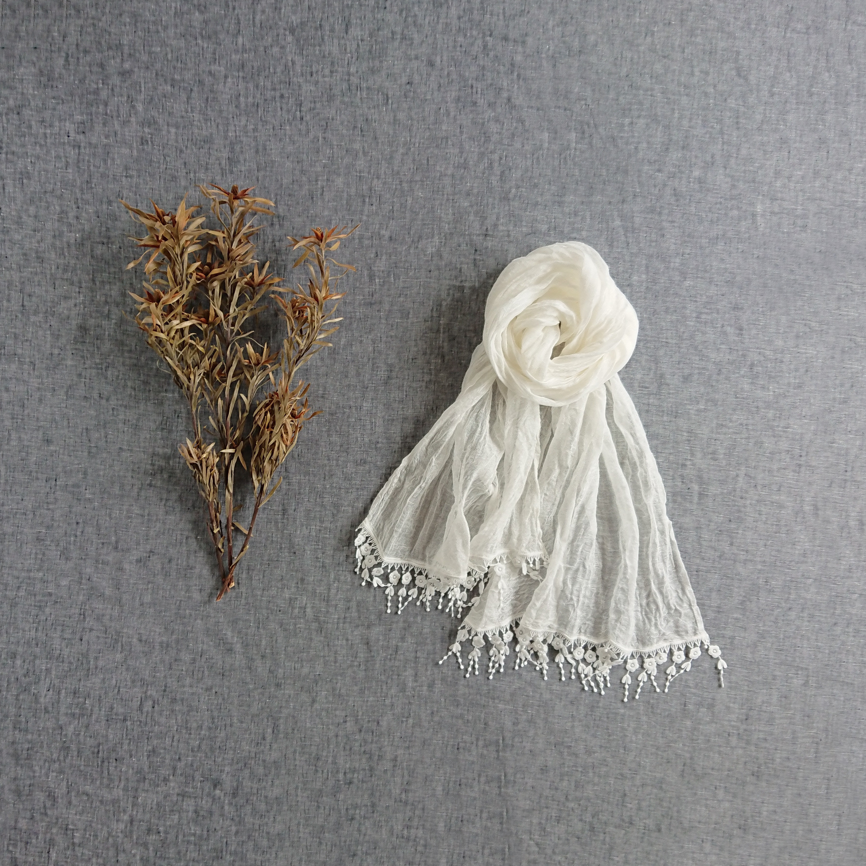 【フラワーレース】リネンガーゼストール　off white