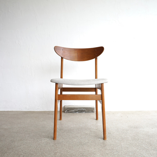 北欧ビンテージ/ダイニングチェア/チーク&ビーチ/デンマーク