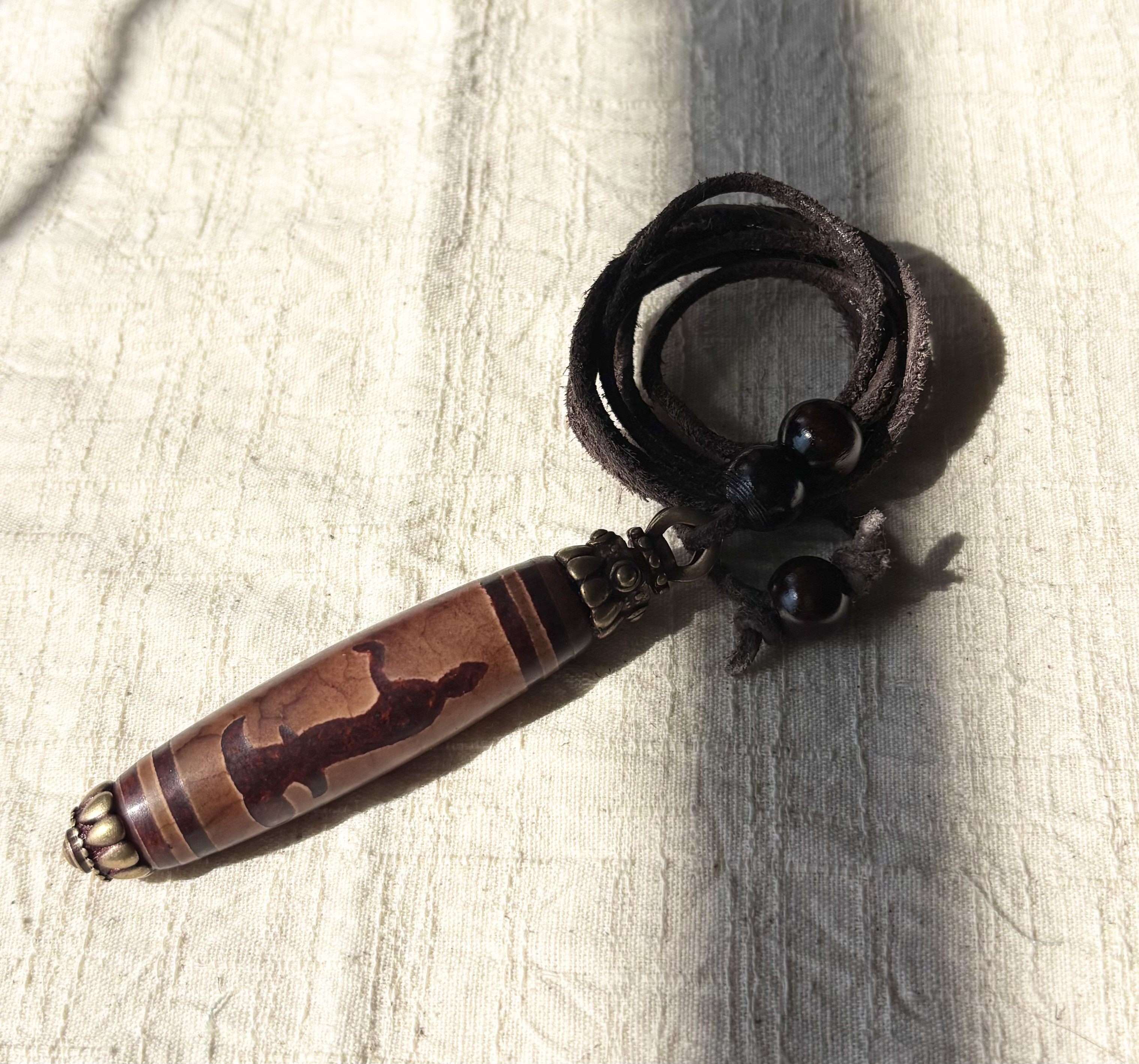 特別出品　開光　日月星観音天珠