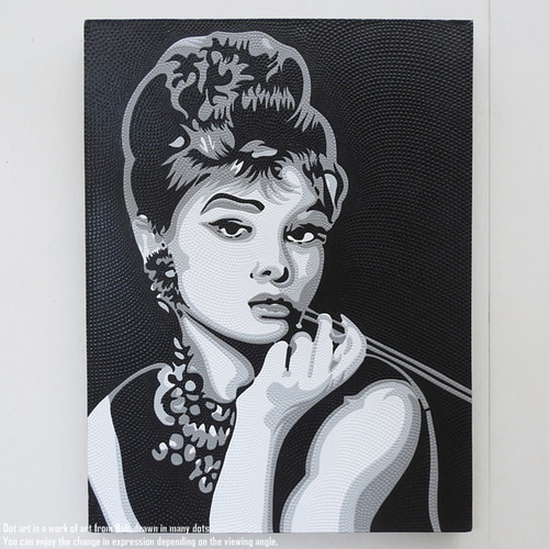 ドットアート 80cm × 60cm オードリーヘップバーン ドットペイン