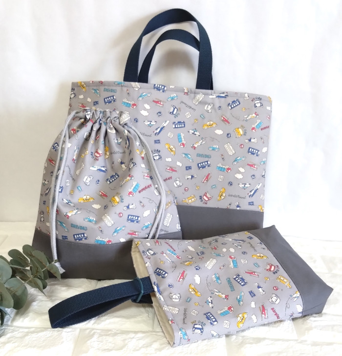 《送料無料》通園・通学3点セット・いろんな乗り物・グレー・レッスンバッグ&上履き入れ&体操着袋　＃n1343
