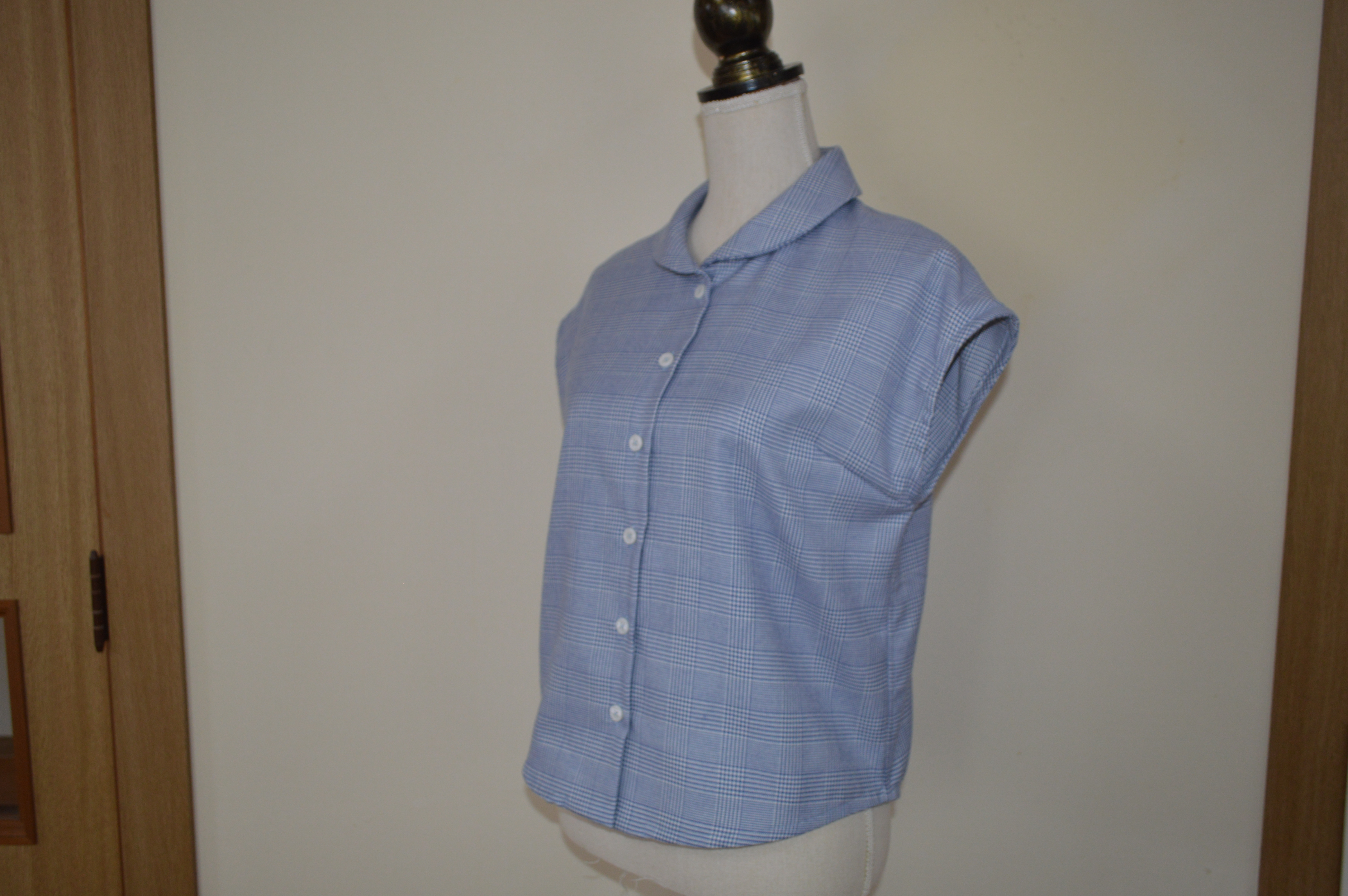 「ショールカラー＊フレンチスリーブブラウス」