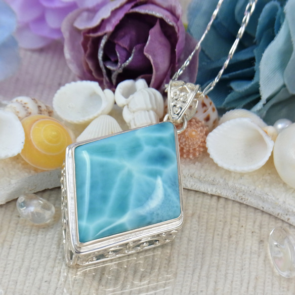 天然石ラリマー☆高品質！ひし型ペンダントトップ☆マリンブルー＆形が美しい！ 天然石ラリマー☆高品質！ひし型ペンダントトップ☆マリンブルー＆形が