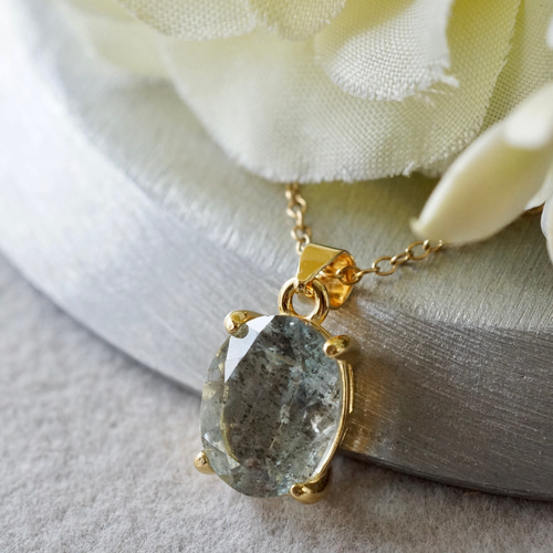 送料無料】3月誕生石 モスアクアマリン ペンダントトップ 18kgp