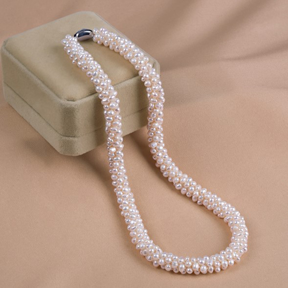 淡水パールのネックレス　真珠　淡水真珠 淡水パール  6月誕生石 ブライダル ウェディング 結婚式