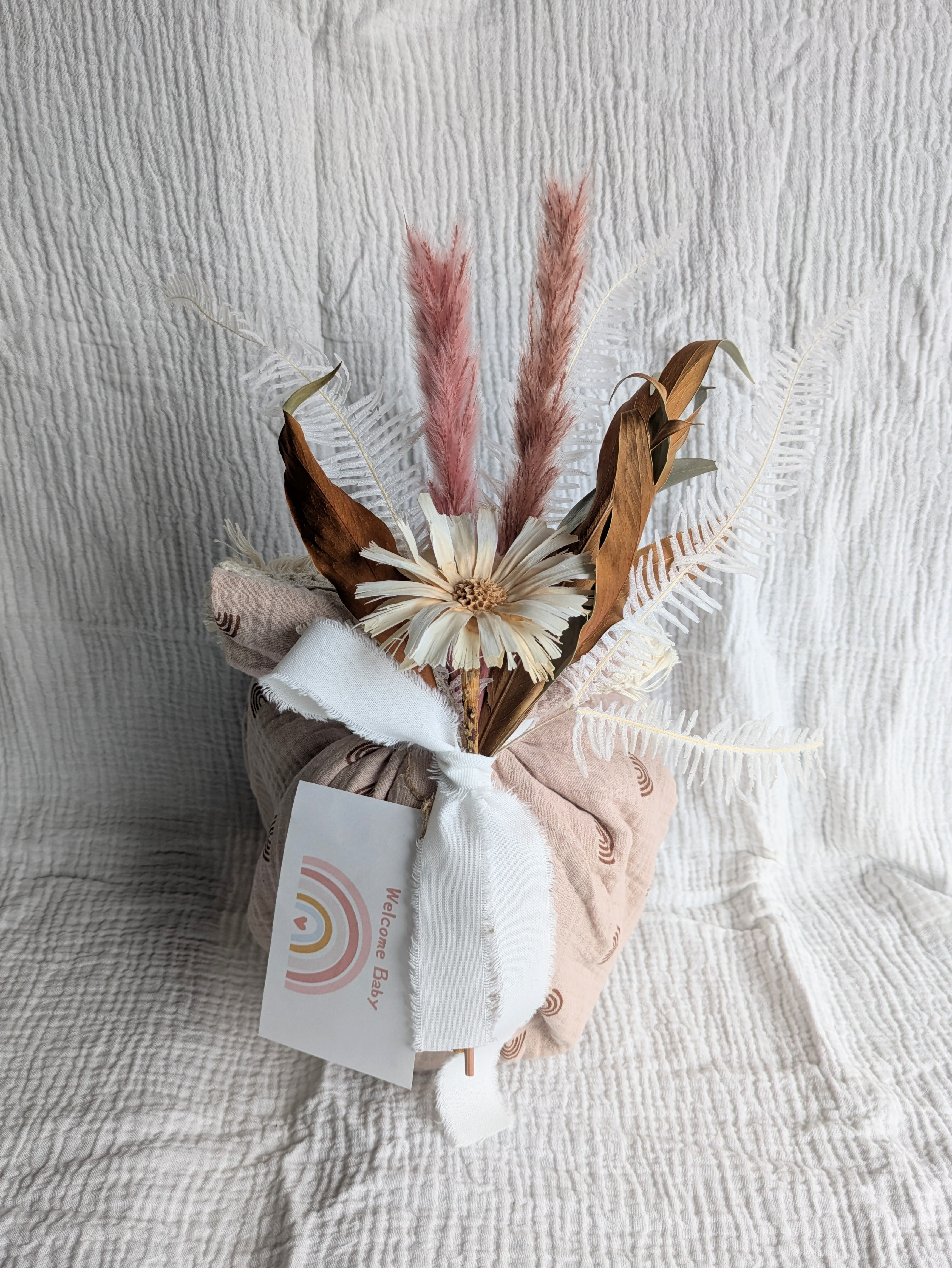 おむつケーキ 虹おくるみ 出産祝い ベビーシャワー