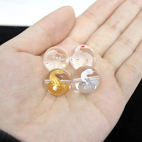 綺麗^_^天然石高品質　白水晶　手彫り　白菜の形に彫刻した物　百財　台座付き　② Amazon.co.jp: 弁財天 天然水晶 手彫り白蛇彫刻 丸玉 10mm 12mm