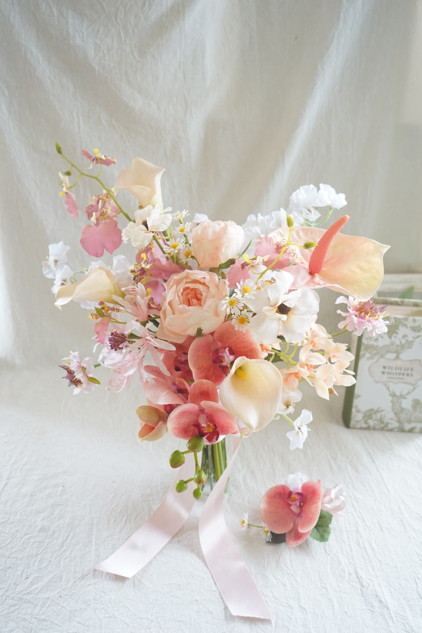 ブーケ　アーティフィシャルフラワー　ブートニア Wedding】シック系ワインカラーのクラッチブーケ&ブートニア